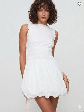 Princess Polly Vittoria White Bubble Hem Mini Dress Size 6 EUC Coastalgrandchild
